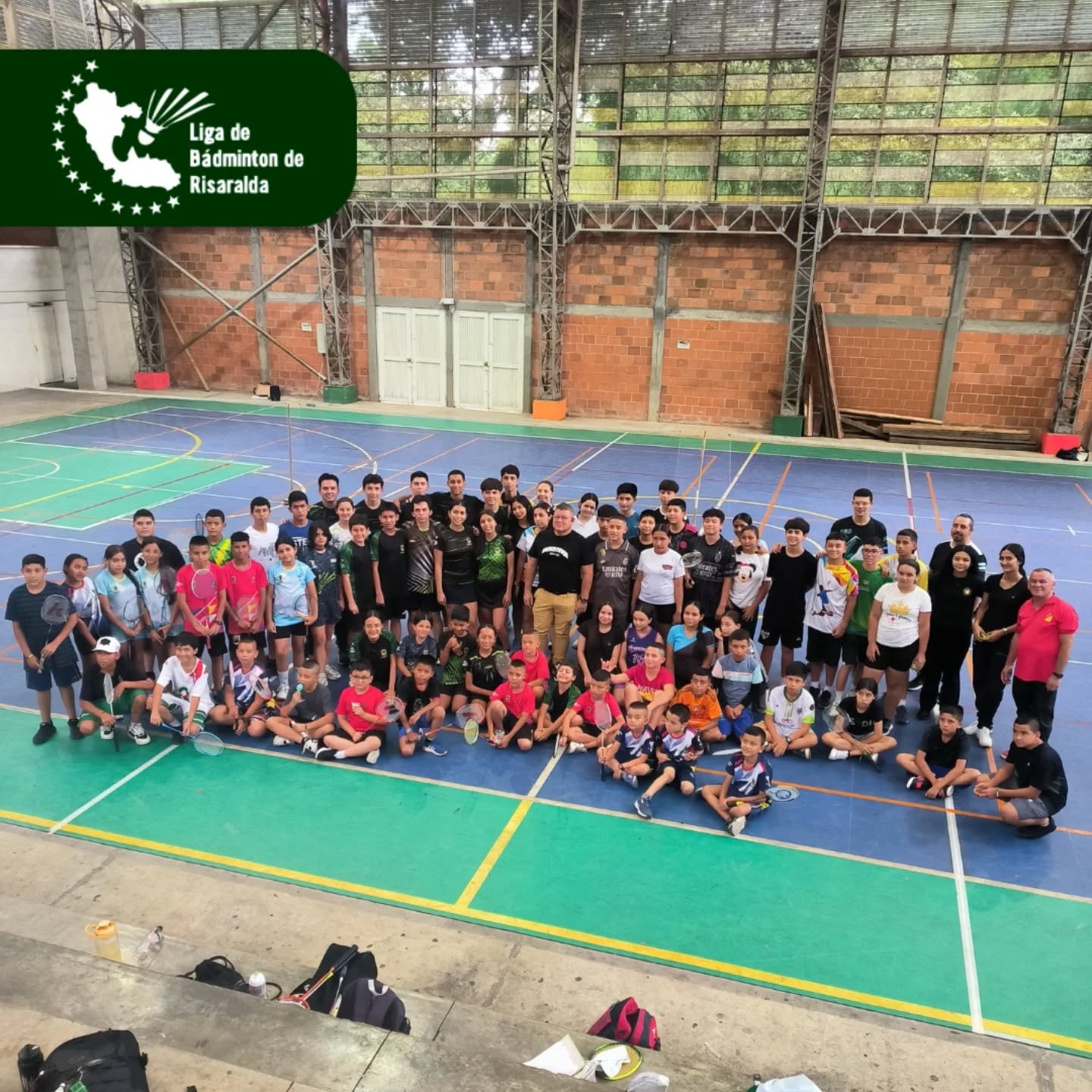 Primer departamental de bádminton 2025 en la Celia